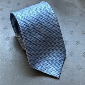 Elegant Blue Patterned Men's Tie